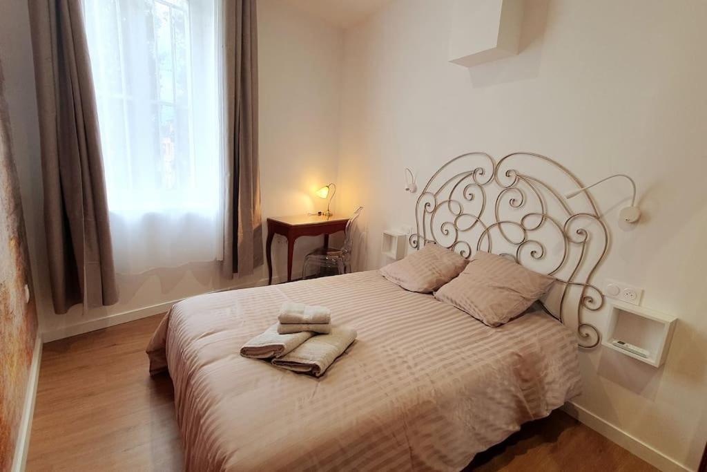 Classe 4 Etoiles - Cybele - Centre Ville 2 Chambres, Cour Privative Et Garage Vienne  Exterior photo